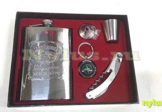 Jack_Daniels_blestashiy_10_-cu_e520x360.jpg